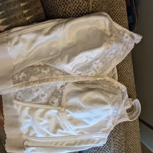 White strapless bodice lingerie 36c